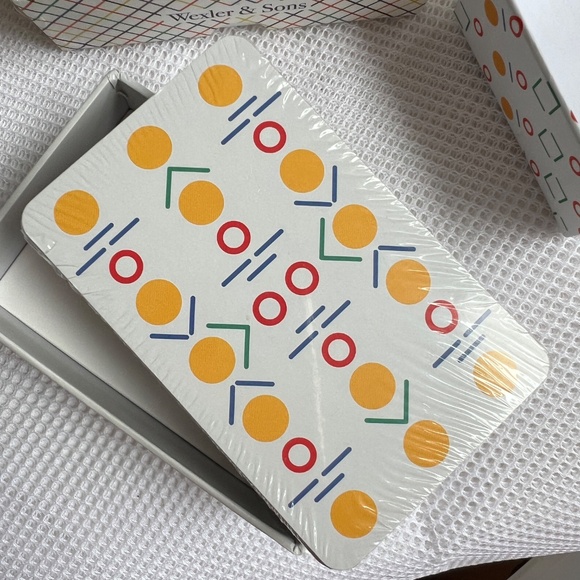 Primary A Modern Card Game From the Inventor of Connect 4 Wexler & Sons NEW - Picture 5 of 6